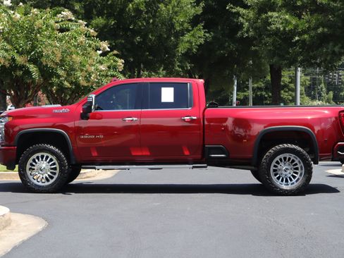 Used 2022 Chevrolet Silverado 3500 High Country AWD/4WD image 5