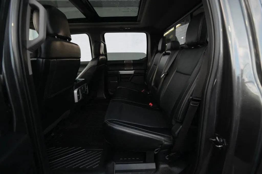 Used 2019 Ford F350 Lariat w/ Lariat Ultimate Package AWD/4WD image 45