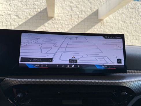 Used 2025 BMW 330i Sedan w/ Convenience Package image 31