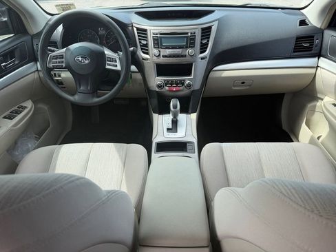 Used 2013 Subaru Outback 2.5i AWD/4WD image 12