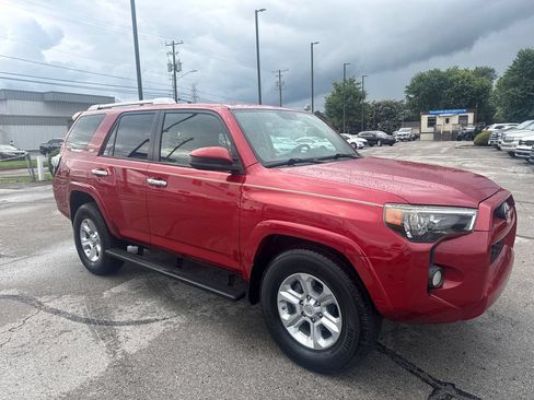 Used 2016 Toyota 4Runner SR5 RWD image 40