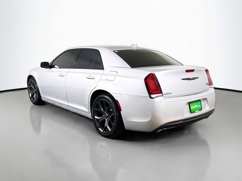 Used 2021 Chrysler 300 S image 7