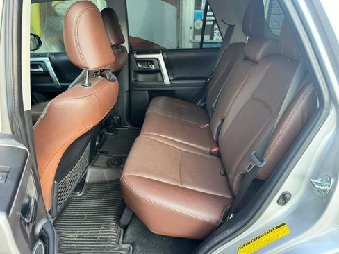 Used 2022 Toyota 4Runner Limited RWD image 9