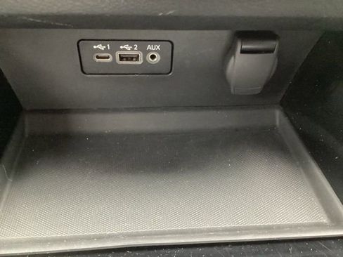 Used 2024 Nissan Altima 2.5 SV image 19