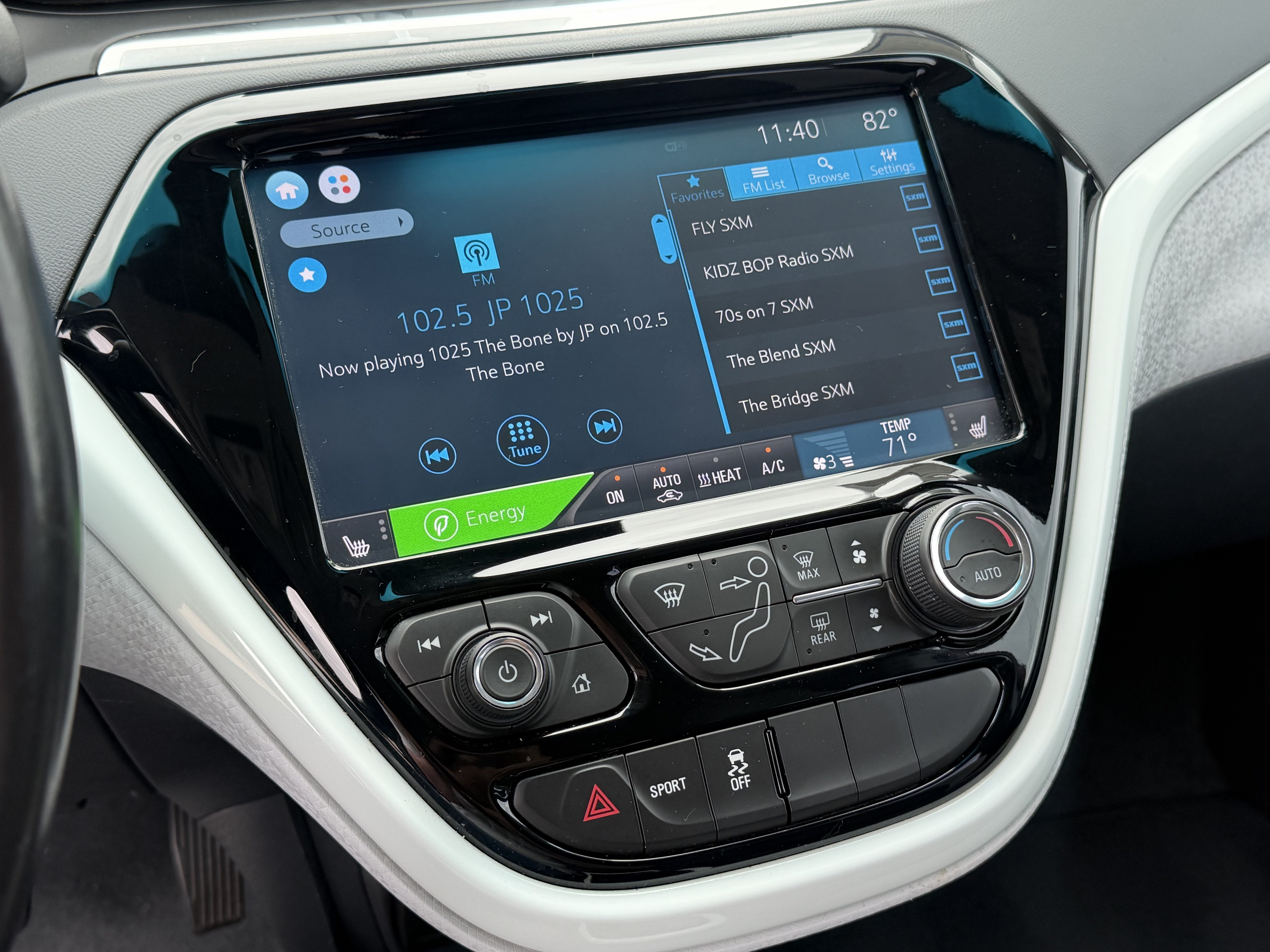 Used 2021 Chevrolet Bolt LT FWD image 27