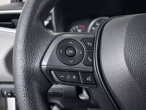 Used 2020 Toyota Corolla LE image 24