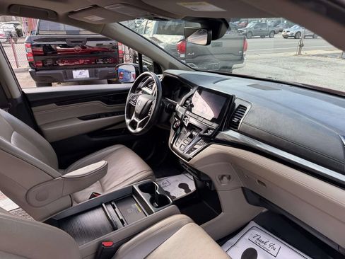 Used 2023 Honda Odyssey Elite image 19