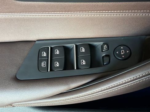 Used 2022 BMW 540i w/ Executive Package RWD image 13