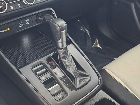 Certified 2025 Honda CR-V EX image 30