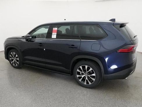 New 2026 Toyota Grand Highlander AWD Hybrid image 5