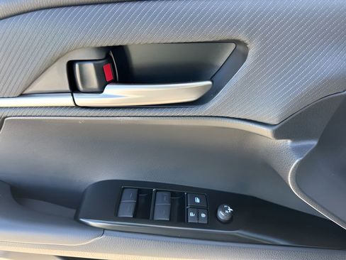 Used 2025 Toyota Camry SE image 24