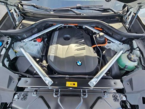 New 2026 BMW X5 xDrive50e w/ Premium Package image 19