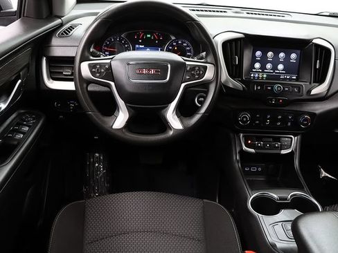 Used 2024 GMC Terrain SLE AWD/4WD image 16