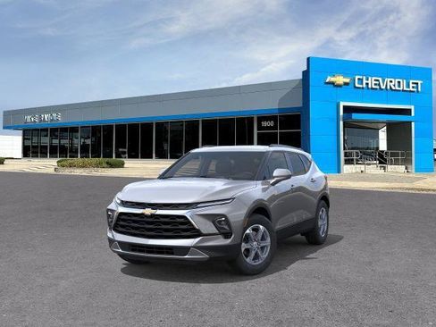 New 2026 Chevrolet Blazer LT w/ Convenience Package FWD image 32