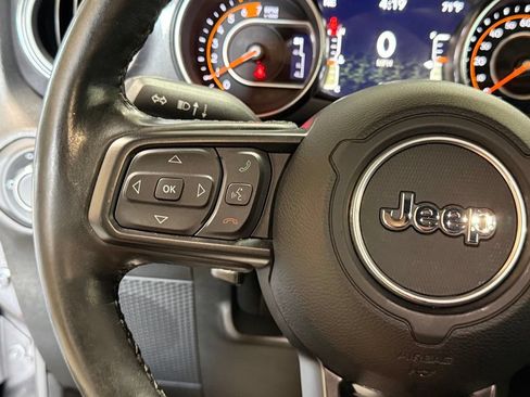 Used 2021 Jeep Wrangler Unlimited Sport AWD/4WD image 35