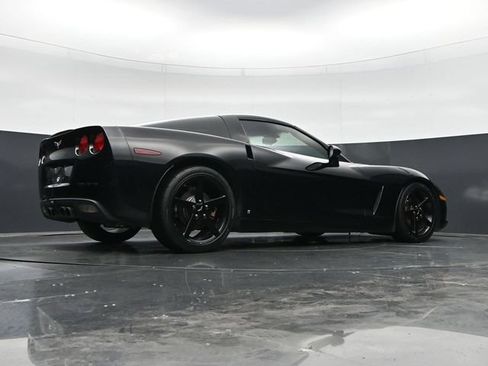 Used 2006 Chevrolet Corvette Coupe RWD image 36