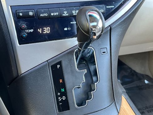 Used 2015 Lexus RX 450h FWD image 24