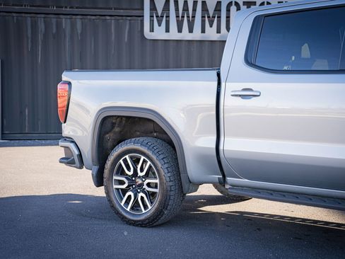 Used 2024 GMC Sierra 1500 AT4 w/ Technology Package image 6