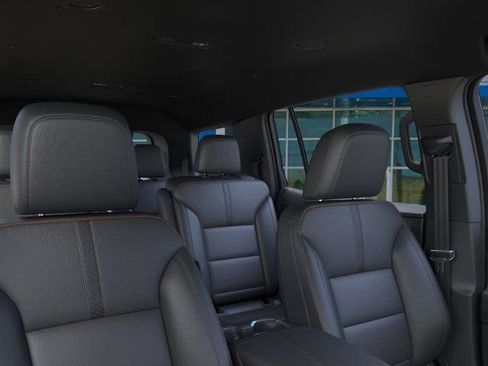 New 2026 Chevrolet Traverse High Country FWD image 24