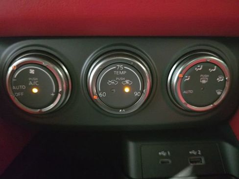 New 2026 Nissan Z Performance w/ Floor Mat Package RWD image 4