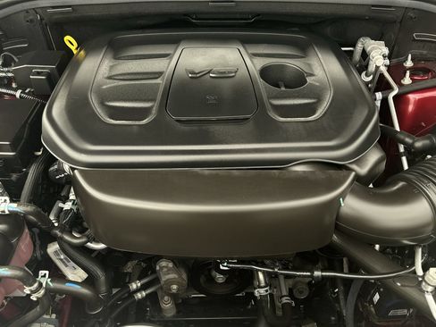 Used 2021 Jeep Grand Cherokee Laredo AWD/4WD image 11