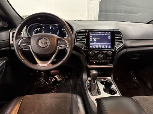 Used 2019 Jeep Grand Cherokee Altitude image 5