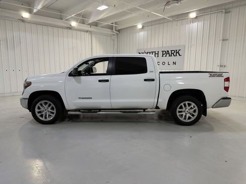 Used 2018 Toyota Tundra SR5 image 2