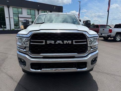 Used 2024 RAM 2500 Big Horn w/ Off Road Package AWD/4WD image 4