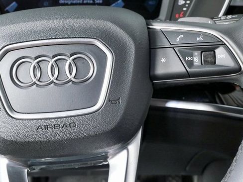 Used 2025 Audi Q3 2.0T Premium w/ Convenience Package image 10