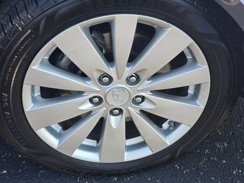 Used 2009 Hyundai Sonata Limited FWD image 10