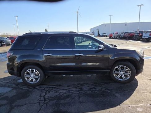 Used 2014 GMC Acadia SLT image 18