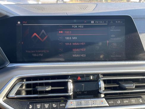 Used 2022 BMW X6 xDrive40i w/ Executive Package AWD/4WD image 32