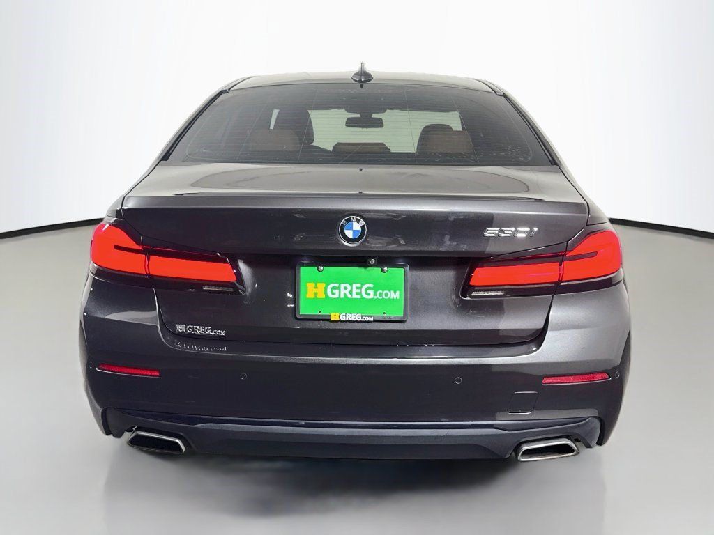 Used 2021 BMW 530i w/ Premium Package RWD image 8