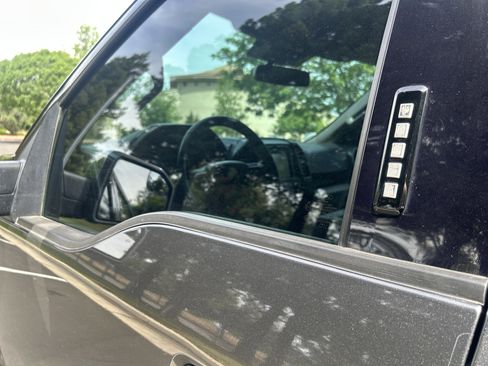 Used 2019 Ford F150 XLT w/ Equipment Group 302A Luxury AWD/4WD image 5