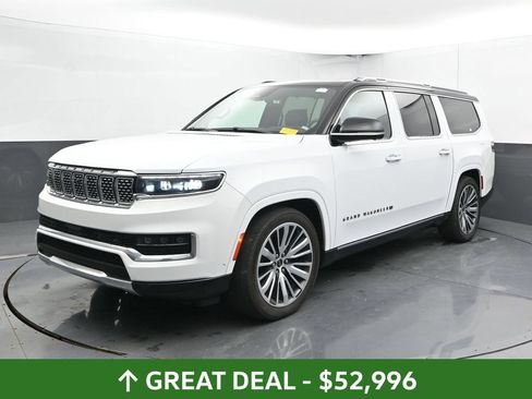 Used 2024 Jeep Grand Wagoneer L Series III AWD/4WD image 9