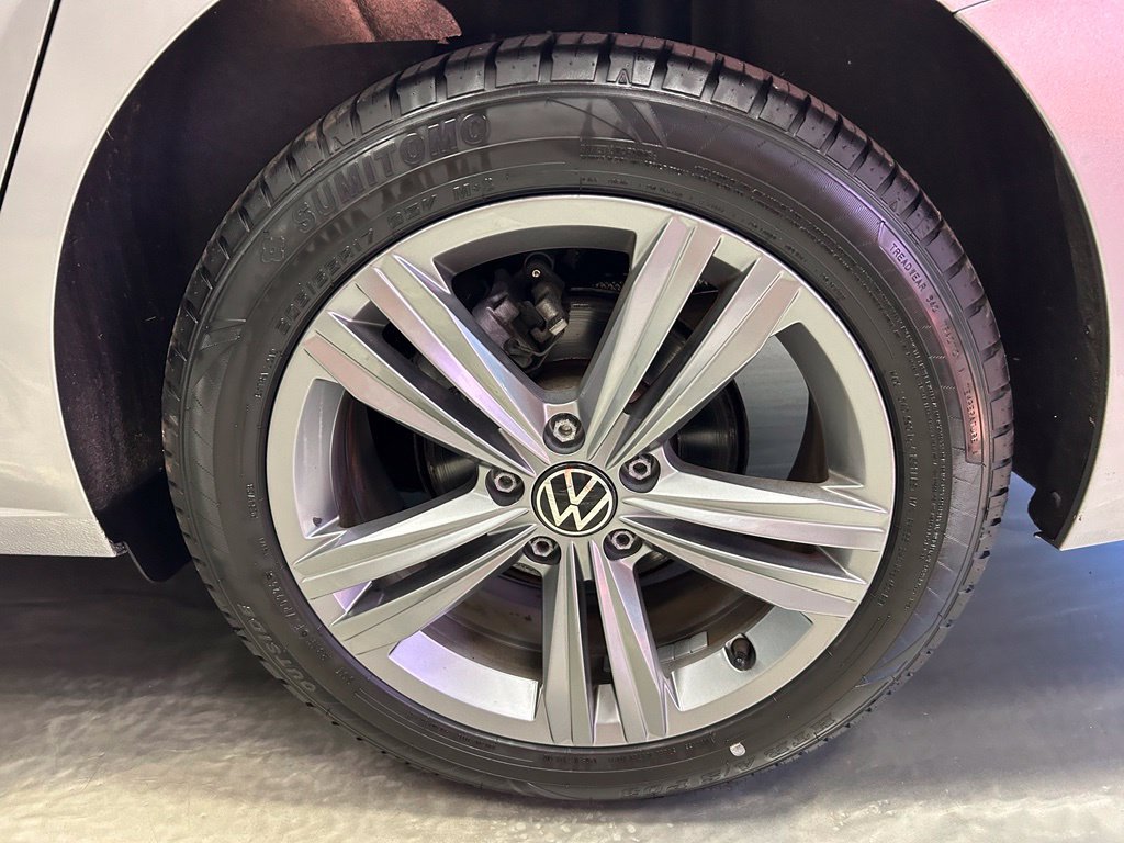 Used 2024 Volkswagen Jetta SE FWD image 21