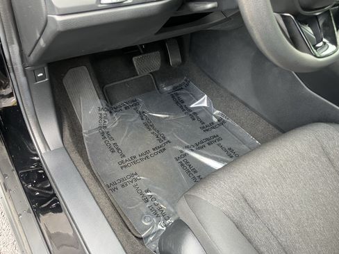 Certified 2025 Honda Accord LX image 18