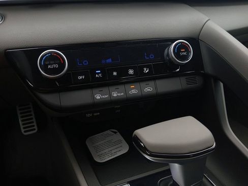New 2026 Hyundai Elantra Sport FWD image 21