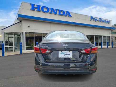 Used 2025 Nissan Altima 2.5 SV image 5