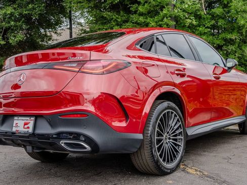 Used 2024 Mercedes-Benz GLC 300 4MATIC w/ AMG Line image 29