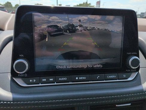 Used 2023 Nissan Rogue SV w/ SV Premium B Package FWD image 23