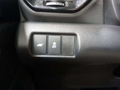 Used 2025 Honda Pilot Touring image 5