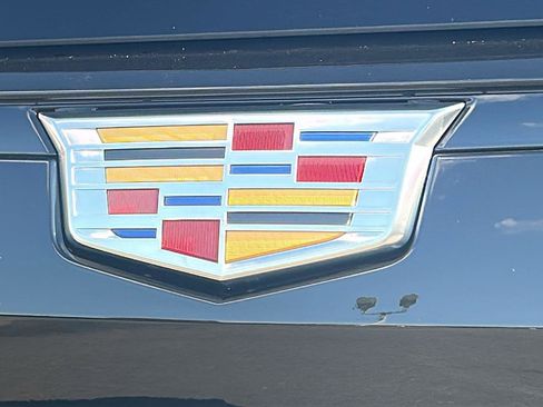 Certified 2024 Cadillac Escalade Sport Platinum w/ Heavy-Duty Trailer Package image 8