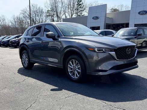 Used 2024 MAZDA CX-5 AWD 2.5 S w/ Preferred Package image 2