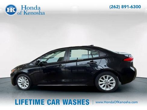 Used 2020 Toyota Corolla LE image 4