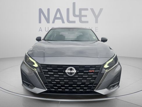 Used 2023 Nissan Altima 2.5 SR AWD/4WD image 8