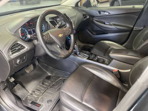 Used 2017 Chevrolet Cruze Premier w/ Enhanced Convenience Package FWD image 13