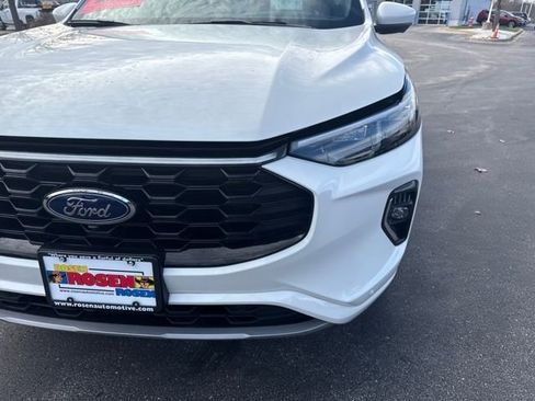 Used 2023 Ford Escape ST-Line Elite w/ Premium Technology Package image 39