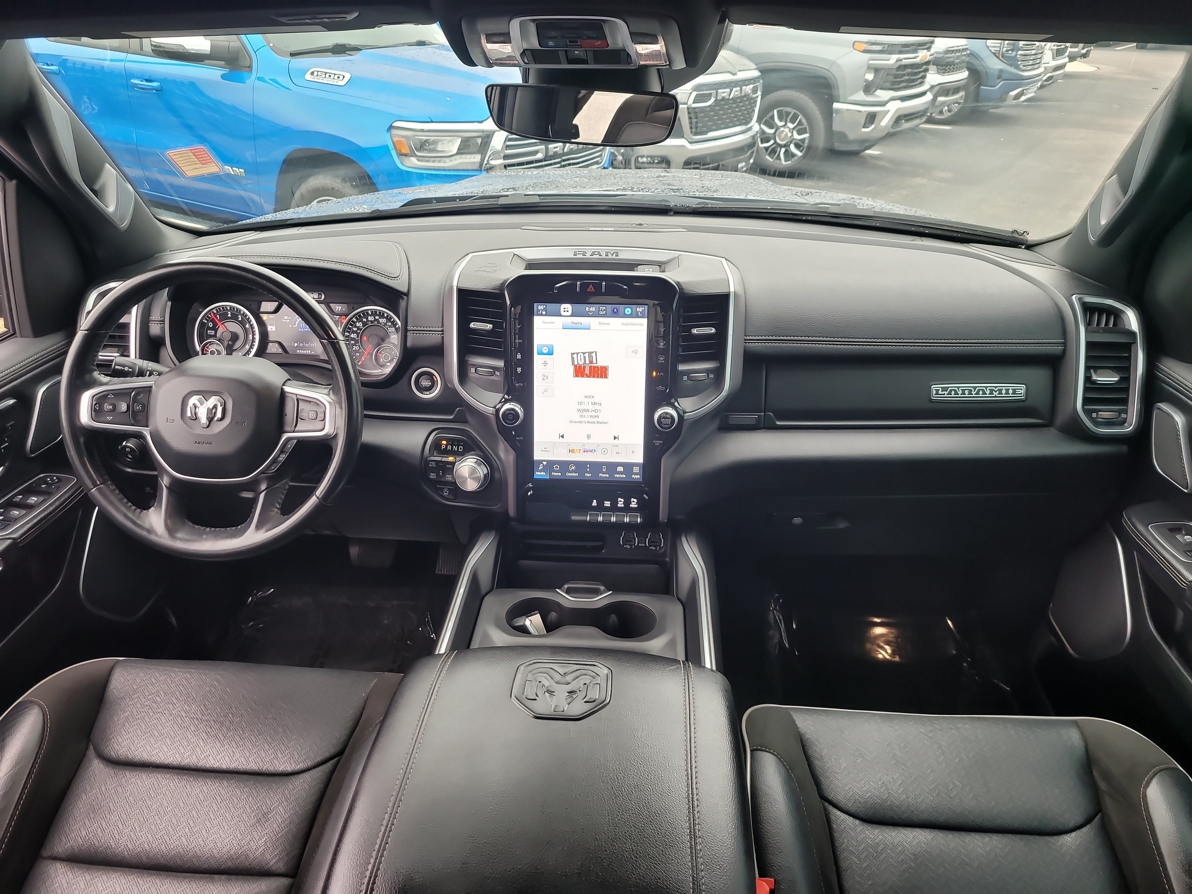 Used 2023 RAM 1500 Laramie AWD/4WD image 15