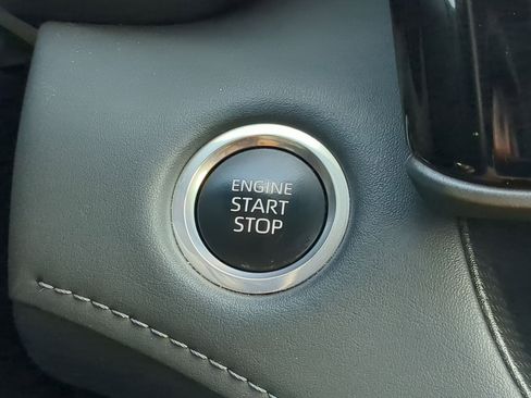 Used 2024 Toyota Highlander XLE image 21